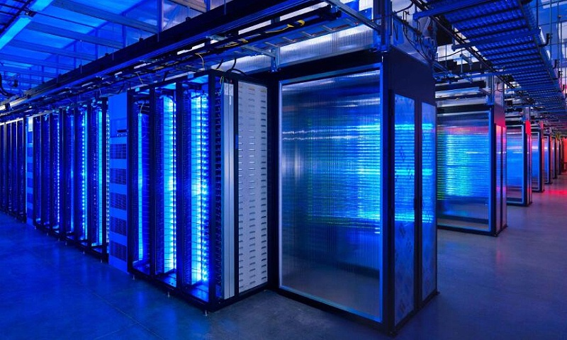 如何建設(shè)一個(gè)能夠支持高密服務(wù)、有效管理和靈活擴(kuò)容的數(shù)據(jù)機(jī)房呢？