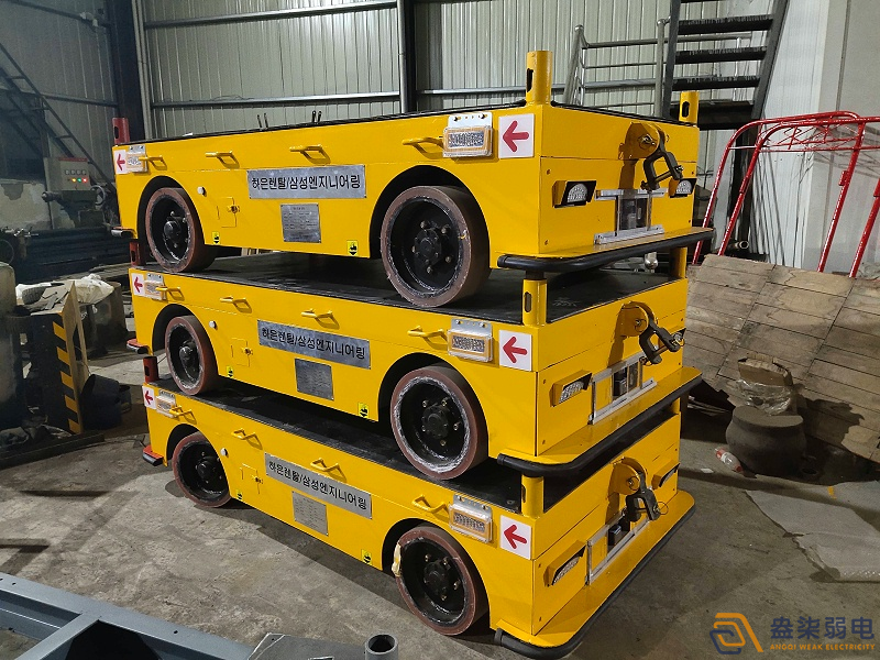 AGV全電動(dòng)無(wú)人堆高車選購(gòu)時(shí)要注意的要點(diǎn)